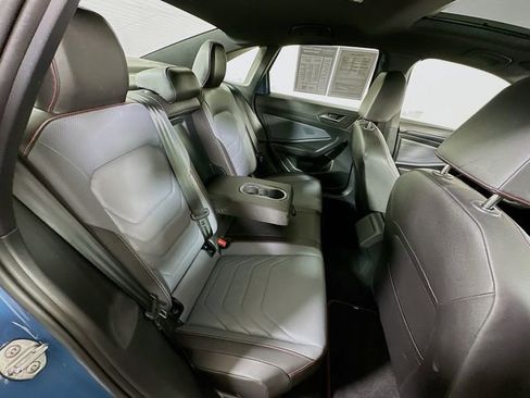 Used 2025 Volkswagen Jetta GLI Autobahn FWD image 27