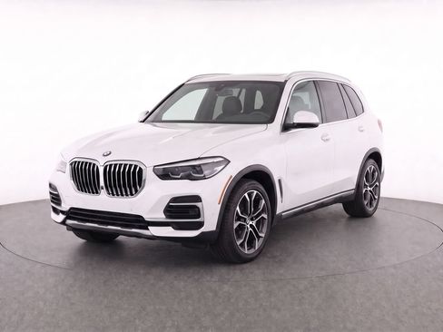 Used 2023 BMW X5 sDrive40i w/ Parking Assistance Package RWD image 7
