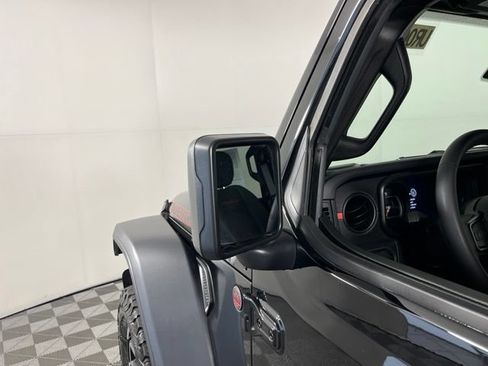 Used 2026 Jeep Wrangler Unlimited Rubicon AWD/4WD image 14