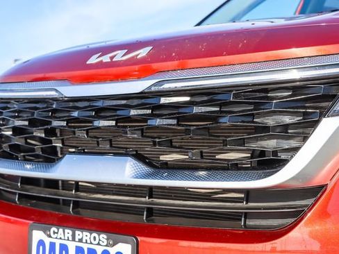 Used 2023 Kia Seltos S image 13