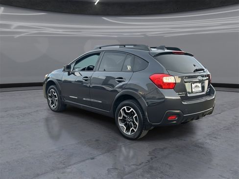 Used 2017 Subaru Crosstrek 2.0i Limited w/ Popular Package #2 image 4