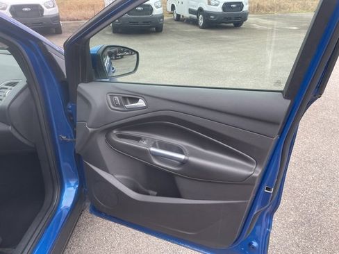 Used 2018 Ford Escape Titanium w/ Ford Safe & Smart Package image 49