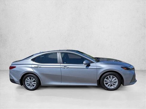 Used 2026 Toyota Camry LE FWD image 4