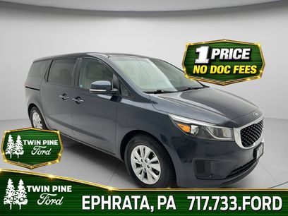 Used 2017 Kia Sedona LX