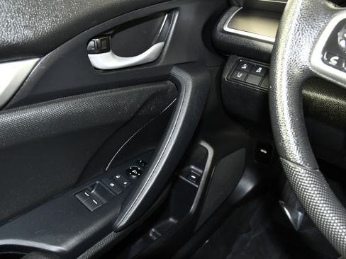 Used 2020 Honda Civic LX image 30
