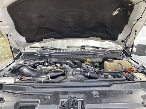 Used 2019 Ford F250 Lariat image 38