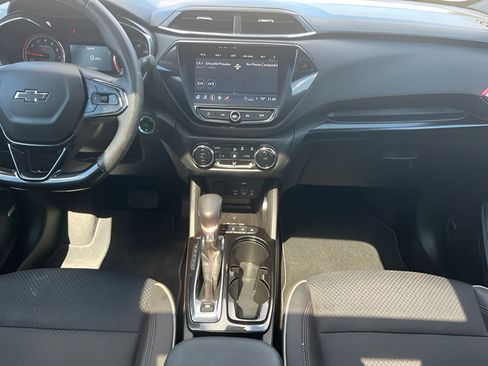 Used 2023 Chevrolet TrailBlazer RS w/ Sun and Liftgate Package FWD image 25