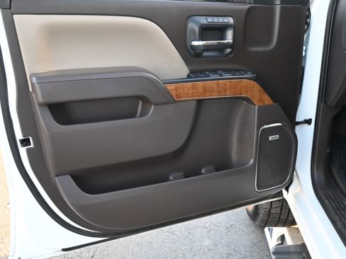 Used 2018 GMC Sierra 1500 SLT image 15