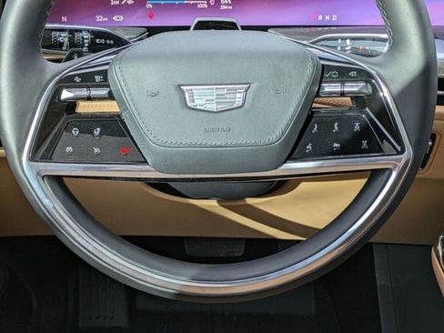 New 2025 Cadillac Escalade IQ Luxury 2 image 17