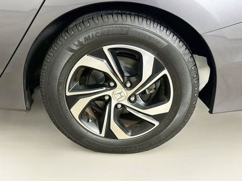 Used 2017 Honda Accord LX image 11