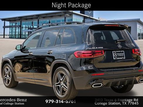 Certified 2025 Mercedes-Benz GLB 250 image 7