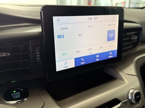 Used 2021 Ford Explorer XLT image 34