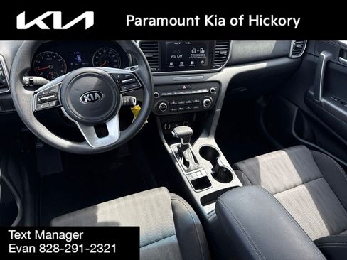 Used 2020 Kia Sportage LX AWD/4WD image 15