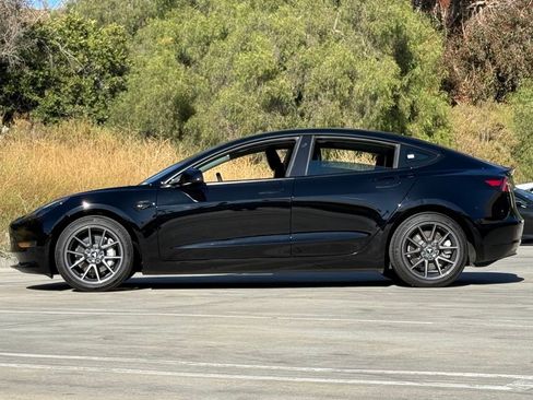 Used 2022 Tesla Model 3 image 7