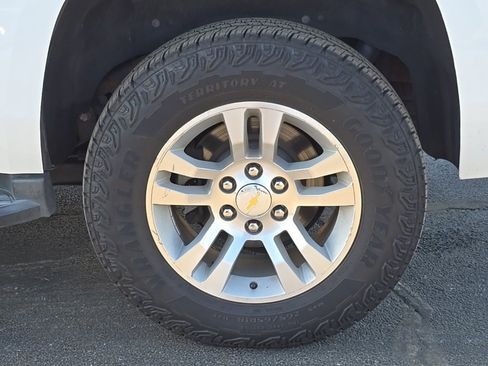 Used 2019 Chevrolet Tahoe LT image 53