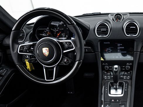 Certified 2025 Porsche 718 Cayman image 13