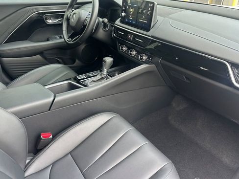 Certified 2025 Acura ADX AWD image 17