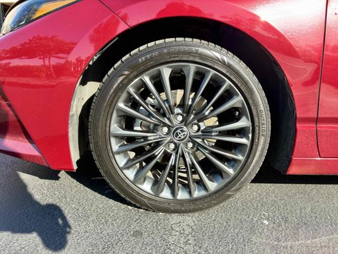 Used 2021 Toyota Avalon XSE w/ Carpet Mat Package (TMS) FWD image 13