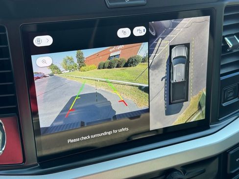 New 2026 Ford F250 XLT w/ XLT Premium Package image 20