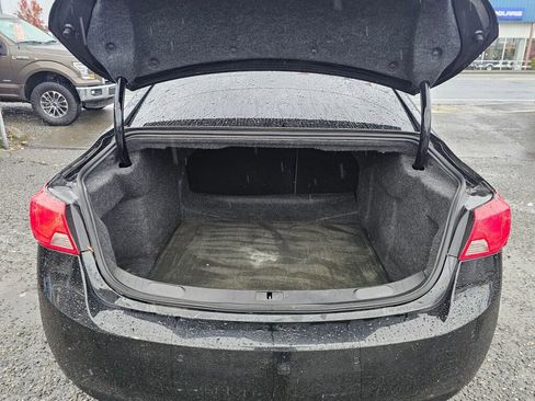 Used 2014 Chevrolet Impala LT w/ Convenience Package image 20