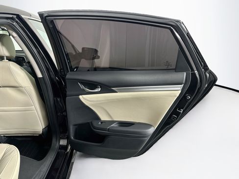 Used 2017 Honda Civic EX-L image 28