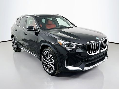 Used 2025 BMW X1 xDrive28i w/ Convenience Package image 3