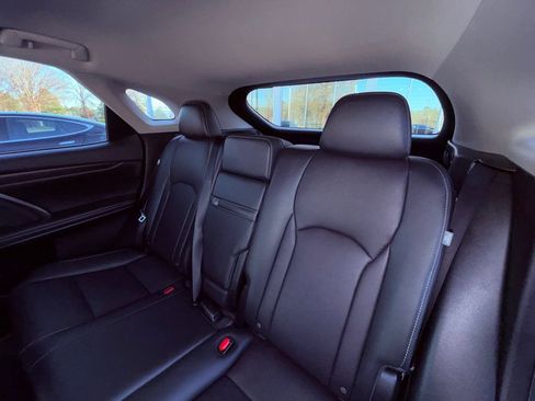 Certified 2022 Lexus RX 350 FWD w/ Premium Package image 18