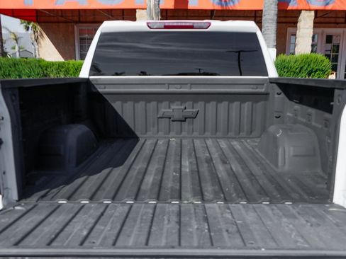Used 2021 Chevrolet Silverado 1500 RST image 8