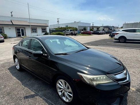 Used 2017 Acura ILX FWD image 9