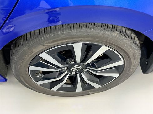 Used 2022 Honda Civic EX image 29