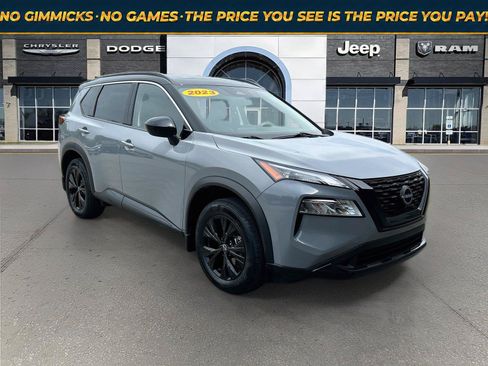 Used 2023 Nissan Rogue SV w/ SV Premium B Package FWD image 1