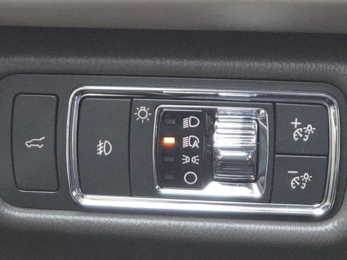 Used 2020 Lincoln Aviator Reserve image 32