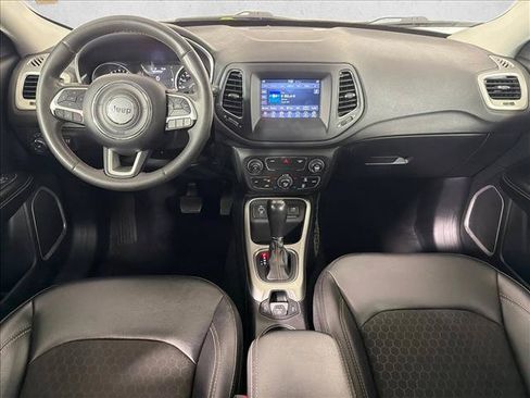 Used 2021 Jeep Compass Latitude FWD image 22
