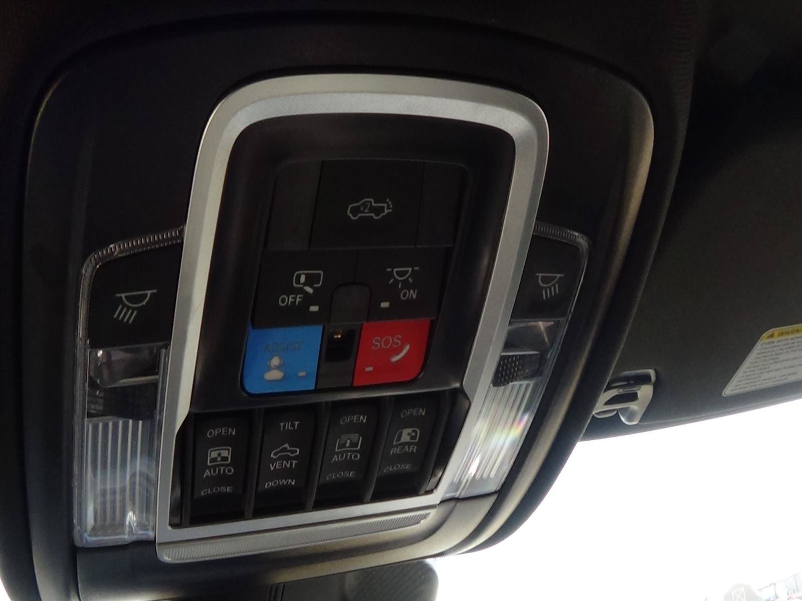 Used 2025 RAM 1500 Big Horn AWD/4WD image 31