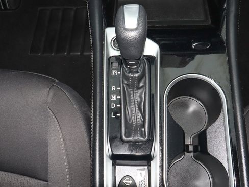 Used 2023 Nissan Altima 2.5 SV image 19