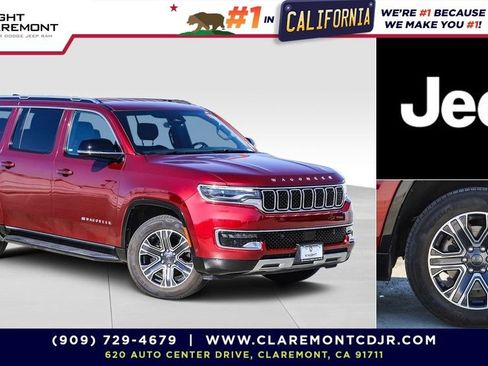 Used 2024 Jeep Wagoneer L Series II RWD image 1