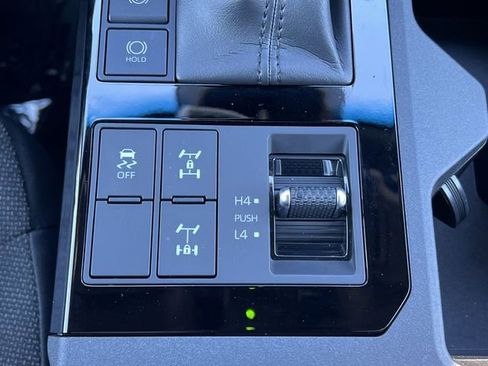 Used 2025 Toyota Land Cruiser 1958 image 17