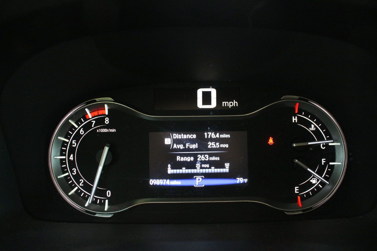 Used 2017 Honda Pilot Touring image 11