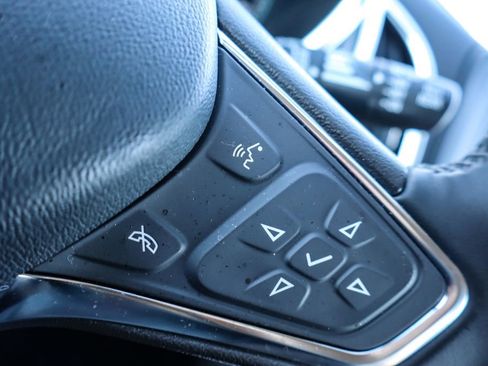 Used 2024 Chevrolet Equinox LT image 23