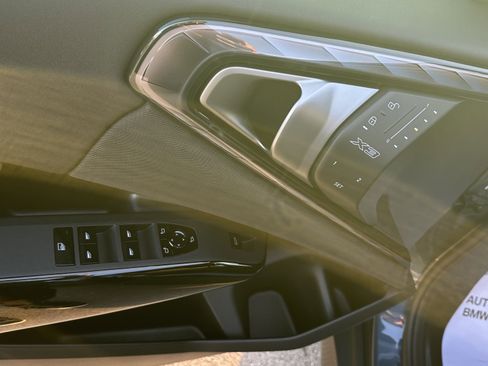 Used 2026 BMW X3 xDrive30 w/ Convenience Package image 14