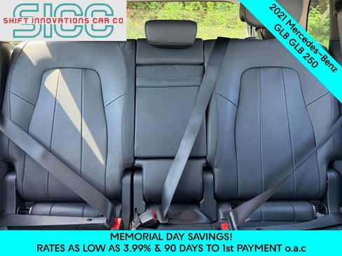 Used 2021 Mercedes-Benz GLB 250 4MATIC image 16