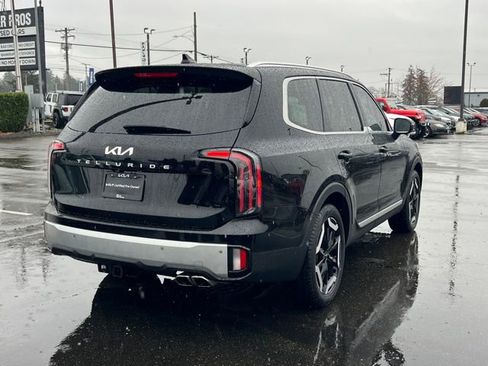 Certified 2024 Kia Telluride EX w/ EX Captain's Chair Package image 9