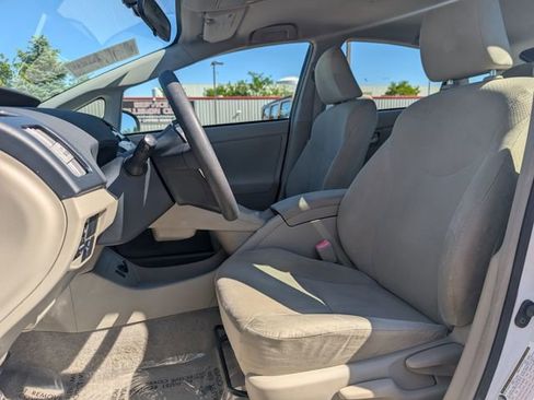 Used 2010 Toyota Prius FWD image 7