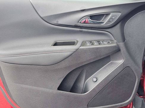 Used 2024 Chevrolet Equinox RS w/ LPO, Floor Liner Package FWD image 14