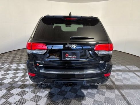 Certified 2017 Jeep Grand Cherokee Overland AWD/4WD image 8