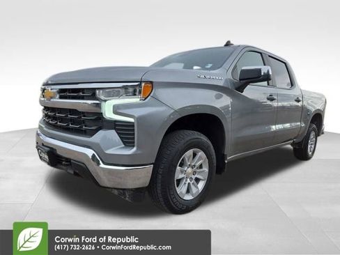 Used 2025 Chevrolet Silverado 1500 LT AWD/4WD image 5