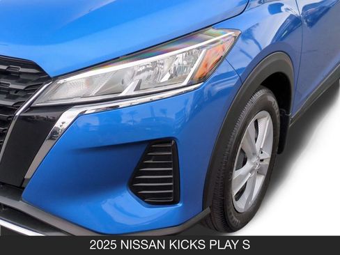 Used 2025 Nissan Kicks Play S FWD image 10