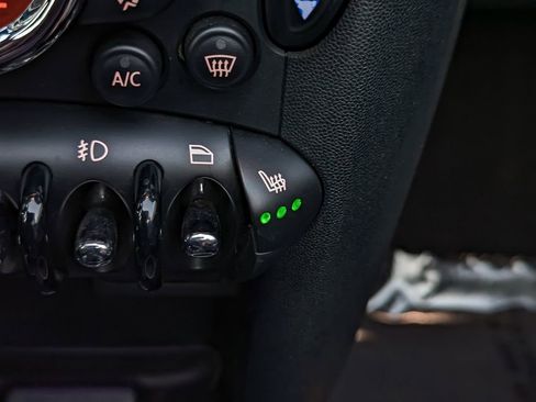 Used 2014 MINI Cooper S image 25