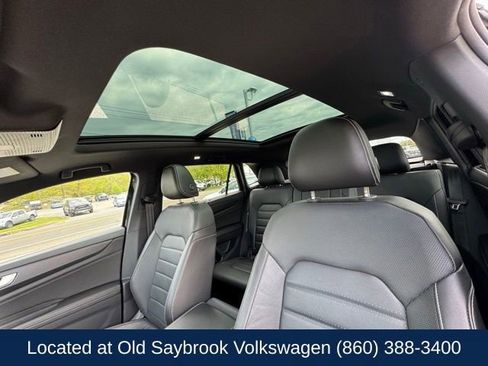 Used 2024 Volkswagen Atlas Cross Sport SEL R-Line AWD/4WD image 29
