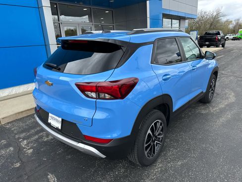 Used 2024 Chevrolet TrailBlazer LT w/ Driver Confidence Package FWD image 7